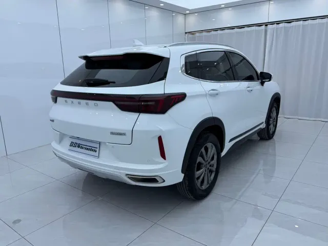 Exeed Exeed Windchaser 2022 Riding the Wind and Waves Edition 1.5T CVT Lucky Peanut Version — Фото автомобиля 4
