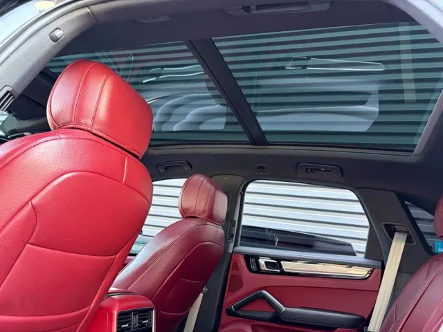 Porsche Cayenne — Фото автомобиля 18