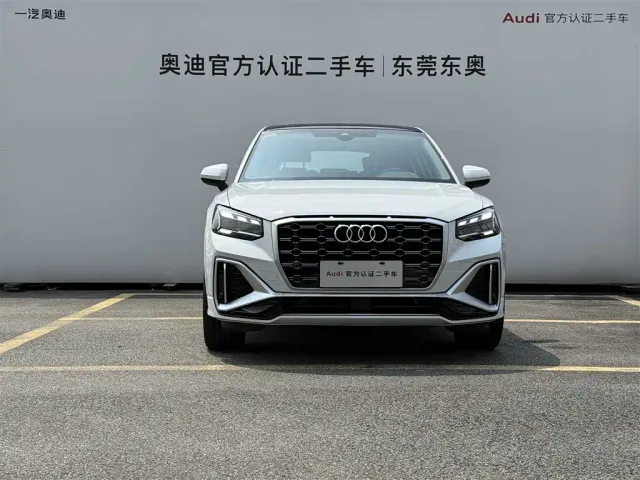 Audi Q2L — Фото автомобиля 2