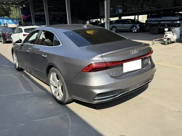 Audi A7L — Фото автомобиля 6