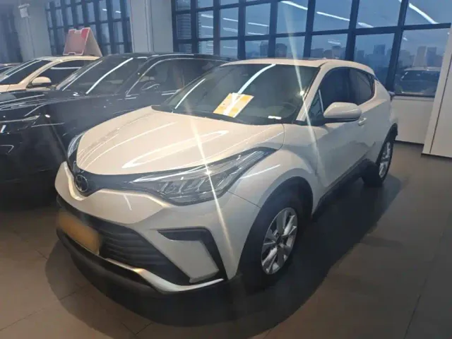 Фотография автомобиля — Toyota IZOA