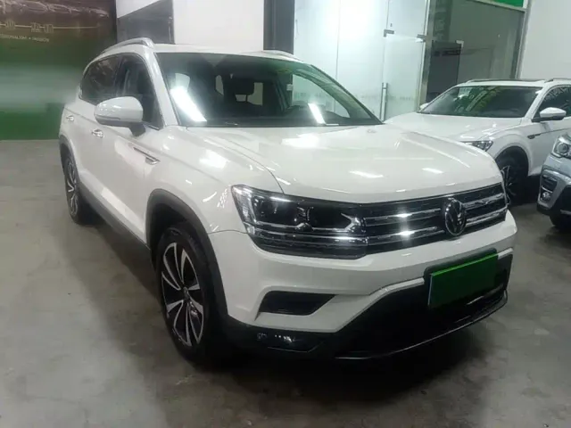 Volkswagen Tharu — Фото автомобиля 3
