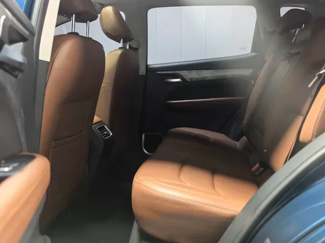 Geely Vision X6 — Фото автомобиля 8