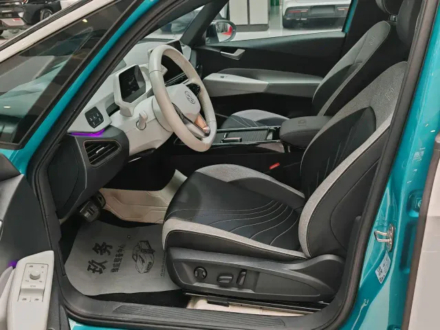 Volkswagen ID.3 — Фото автомобиля 8