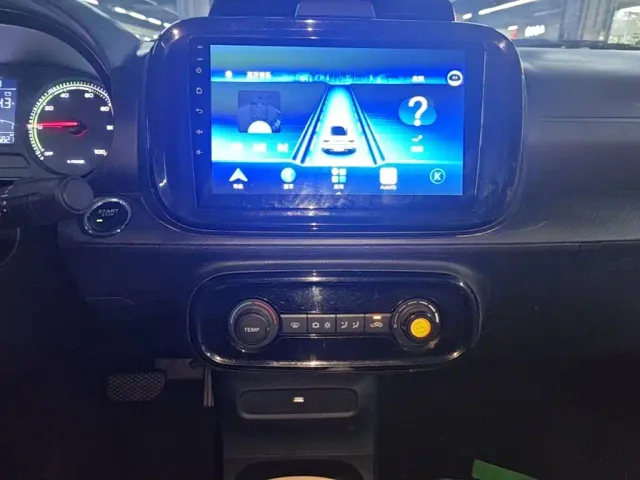 Roewe Clever — Фото автомобиля 12