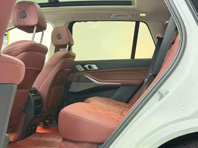 BMW X5 — Фото автомобиля 6