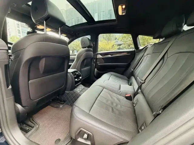 BMW 6 Series Gran Turismo — Фото автомобиля 21