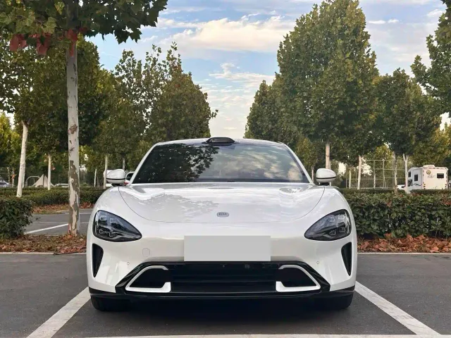 Xiaomi SU7 — Фото автомобиля 2