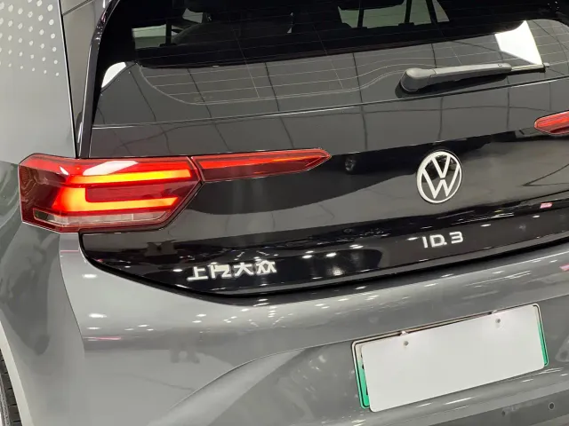 Volkswagen ID.3 — Фото автомобиля 16