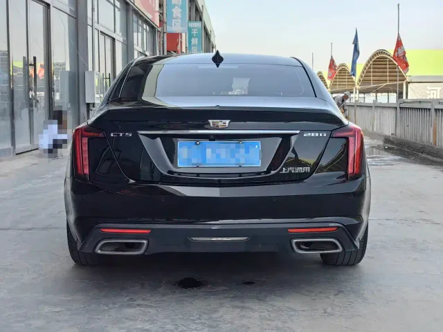 Cadillac CT5 — Фото автомобиля 6