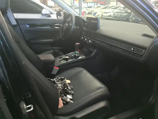 Honda Civic — Фото автомобиля 24