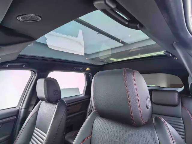 Land Rover Discovery Sport — Фото автомобиля 20