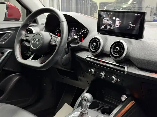 Audi Q2L — Фото автомобиля 10