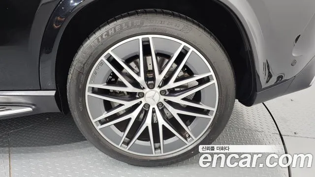 Mercedes-Benz GLE-Class — Фото автомобиля 19