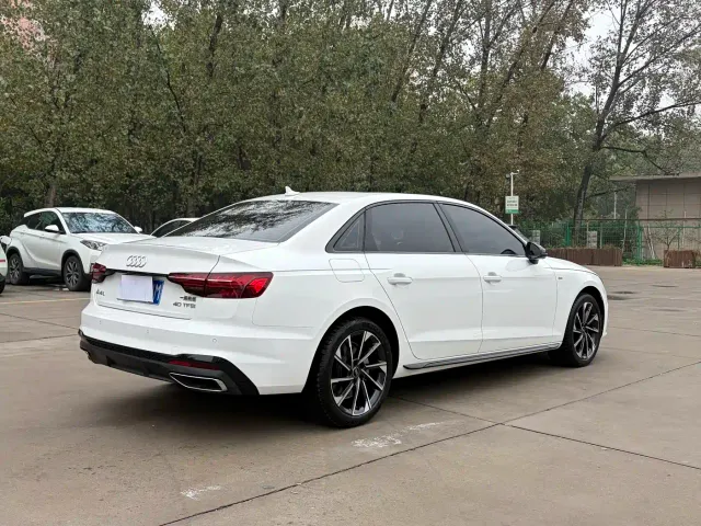 Audi A4L — Фото автомобиля 14