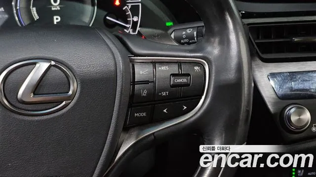 Lexus ES 7th Gen — Фото автомобиля 18