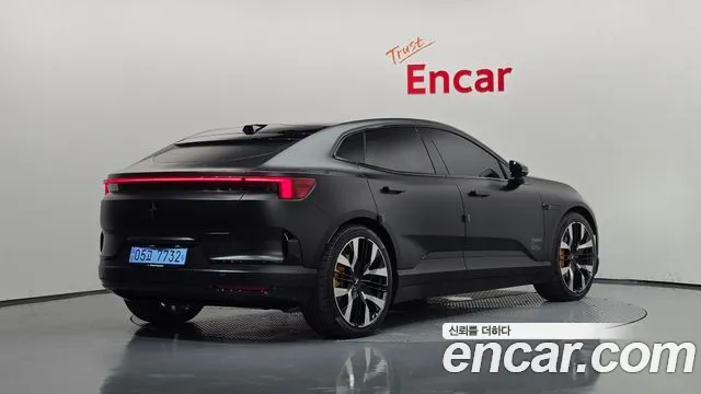 Polestar 4 — Фото автомобиля 2