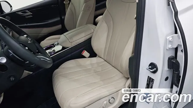 Genesis GV80 — Фото автомобиля 30