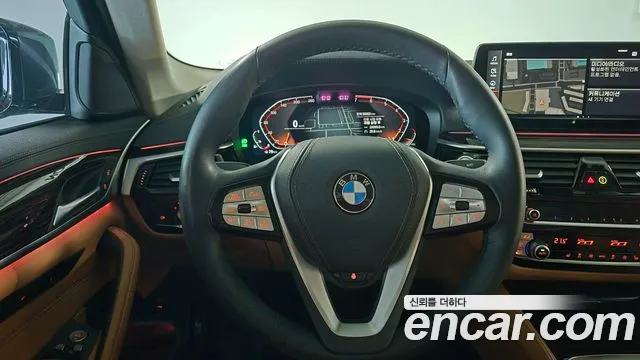 BMW 5 Series G30 — Фото автомобиля 14