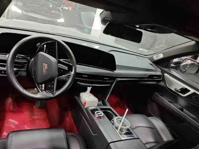 Cadillac CT6 — Фото автомобиля 9
