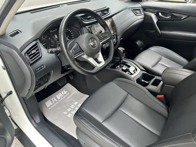 Nissan X-Trail — Фото автомобиля 8