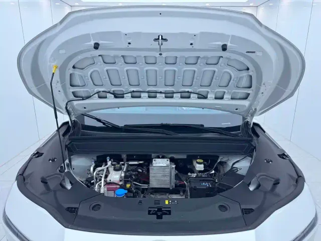 Toyota BoZhi 3X — Фото автомобиля 12