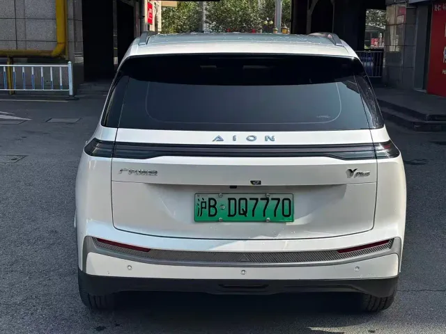 GAC Aion Y — Фото автомобиля 8
