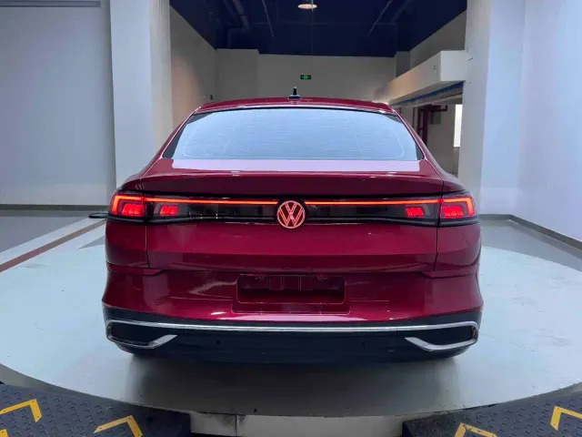 Volkswagen Lamando — Фото автомобиля 5