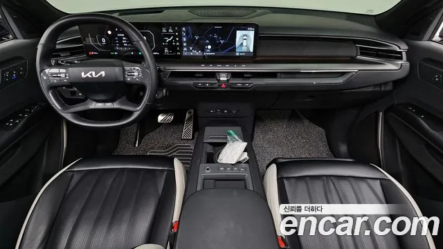 Kia EV9 — Фото автомобиля 6