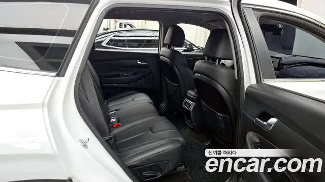 Hyundai Santafe Новый Santa Fe Дизель 2.2 2WD — Фото автомобиля 12