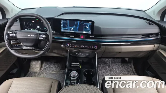 Kia Carnival — Фото автомобиля 10