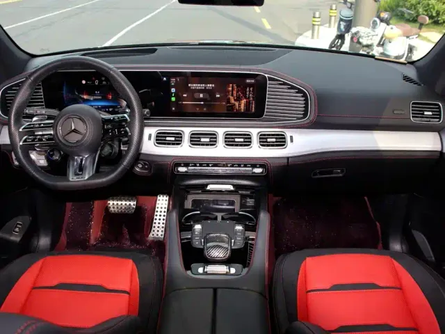 Mercedes-Benz GLE-Class AMG — Фото автомобиля 12