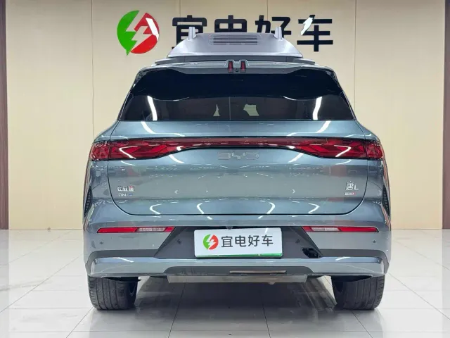 BYD Tang L — Фото автомобиля 6