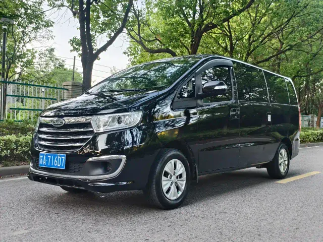 Фотография автомобиля — JAC Refine M3