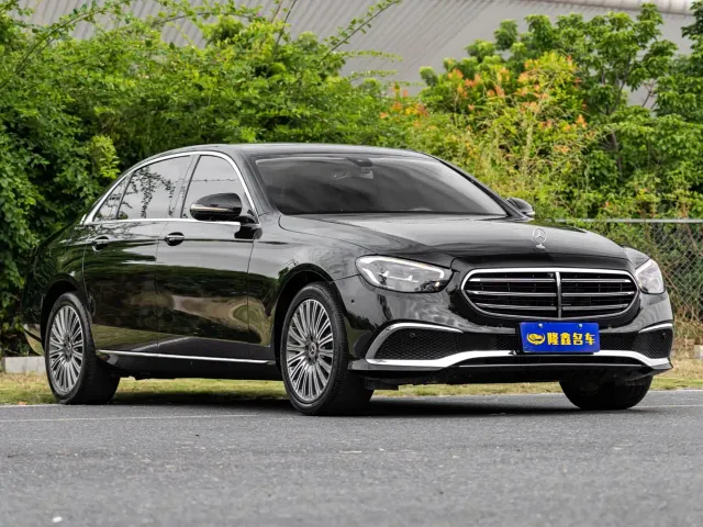 Mercedes-Benz Mercedes-Benz E-Class 2022 E 300 L Luxury — Фото автомобиля 3