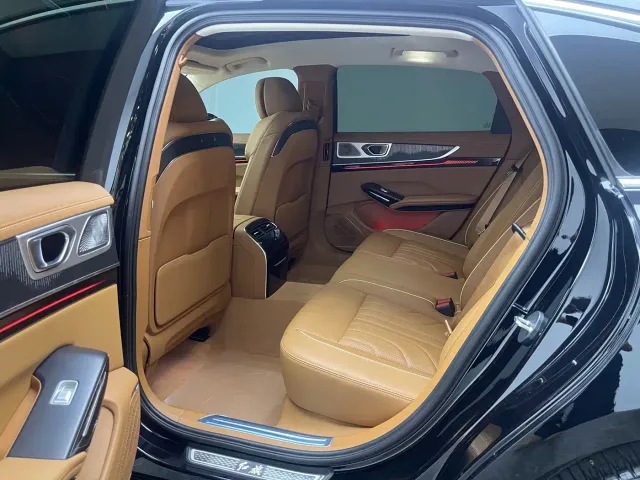 Hongqi H9 — Фото автомобиля 14