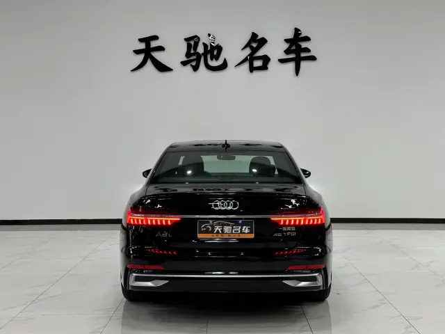 Audi A6L — Фото автомобиля 3
