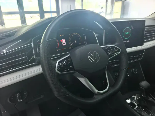Volkswagen Tiguan L — Фото автомобиля 20