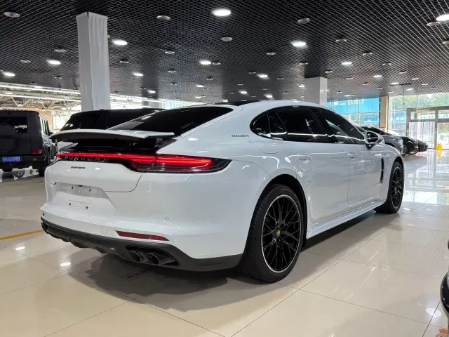 Porsche Panamera — Фото автомобиля 17