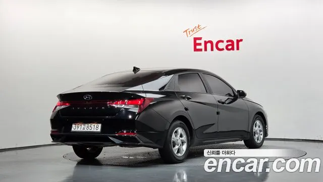 Hyundai Avante CN7 — Фото автомобиля 2