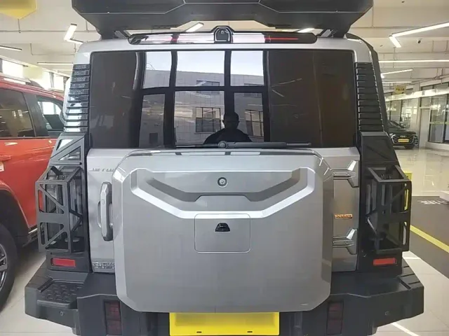 Jetour T2 — Фото автомобиля 5