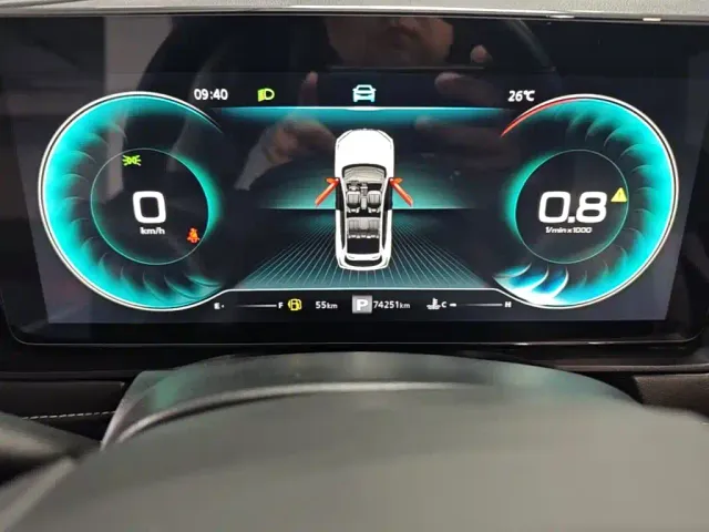 Roewe RX5 — Фото автомобиля 11