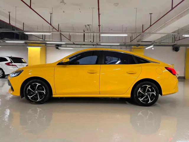 MG 5 — Фото автомобиля 6