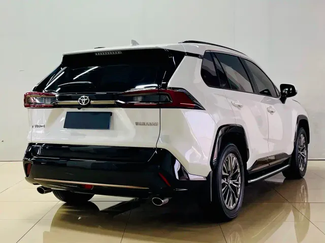 Toyota Wildlander — Фото автомобиля 6