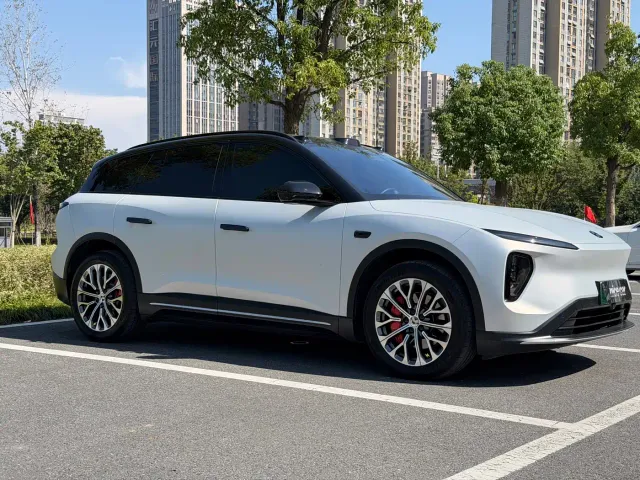 Nio ES6 — Фото автомобиля 3