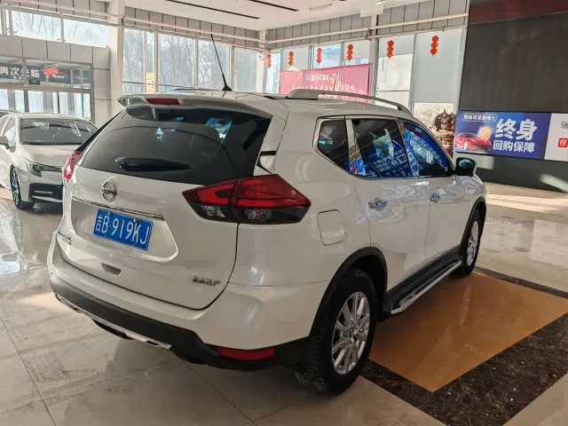 Nissan X-Trail — Фото автомобиля 29