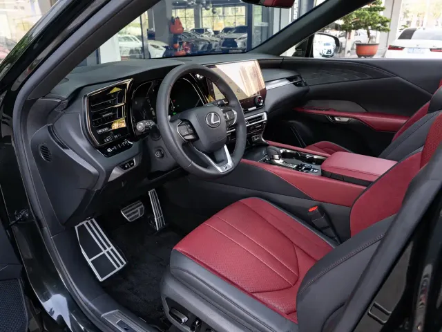 Lexus RX — Фото автомобиля 8
