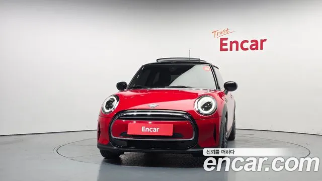 MINI Cooper — Фото автомобиля 3