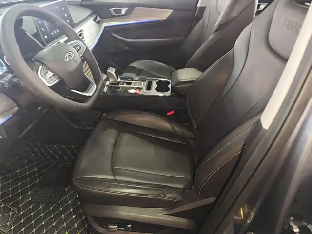 Chery Tiggo 8 — Фото автомобиля 14