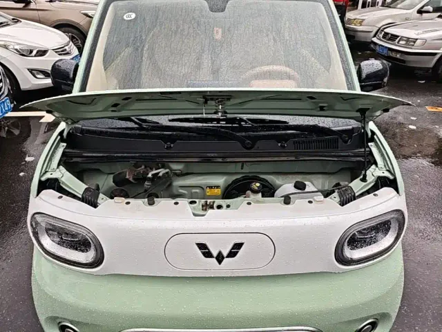 Wuling Hongguang Mini EV — Фото автомобиля 19
